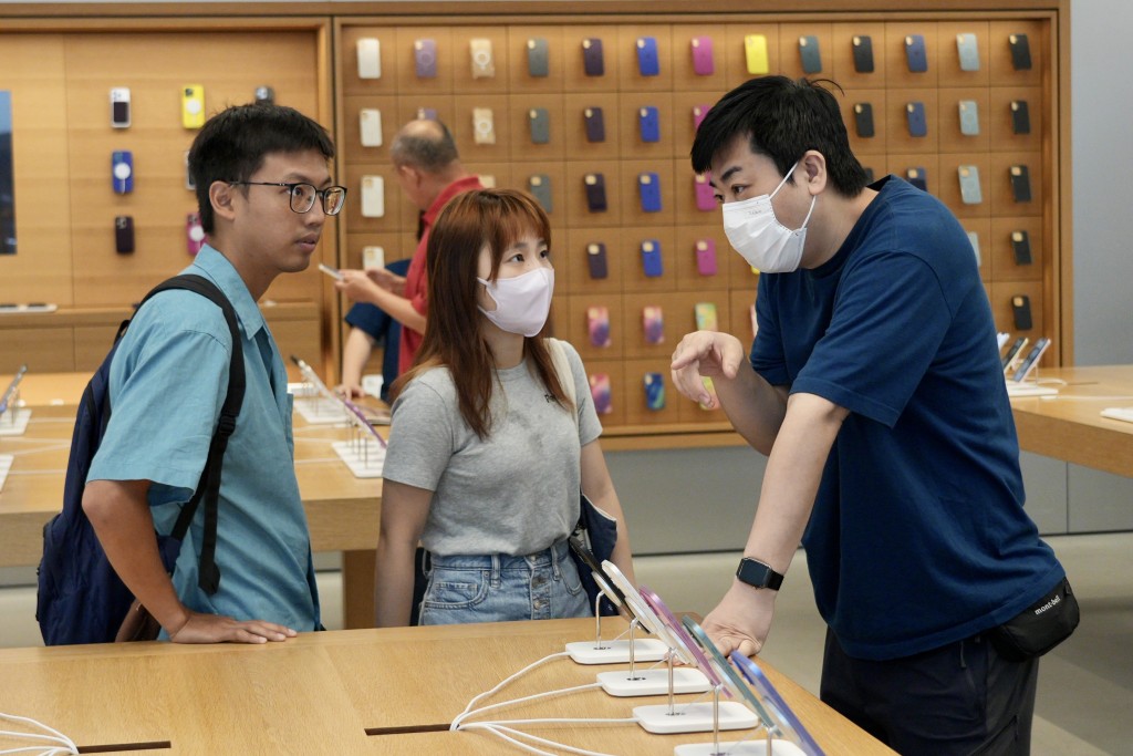 蘋果 iPhone 16 系列正式上市，巿民熱情高漲