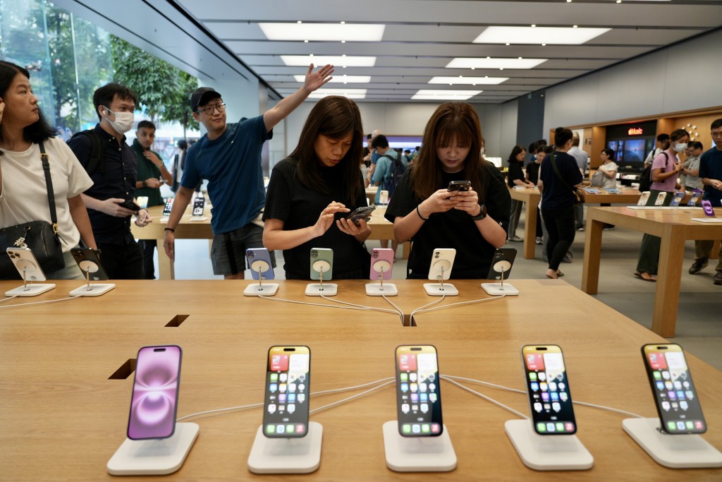 蘋果 iPhone 16 系列正式上市，巿民熱情高漲