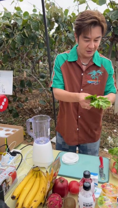 陳浩民荒山野嶺直播賣水果，環境衛生堪憂