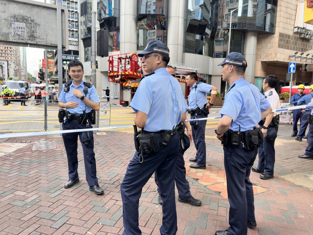 珍惜生命｜旺角朗豪坊女子企圖輕生，消防及警方英勇救援