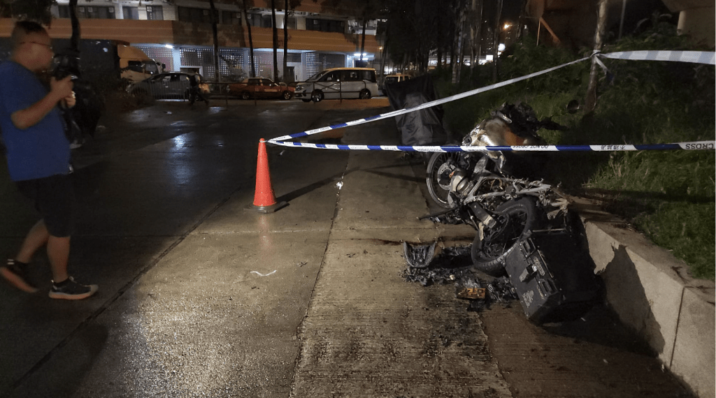 電單車慘遭縱火，沙田街頭驚魂夜