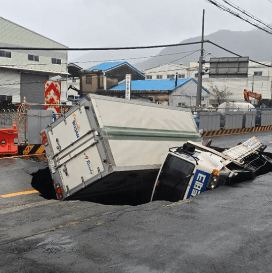 颱風「葡萄桑」的肆虐，造成南韓多地大雨成災