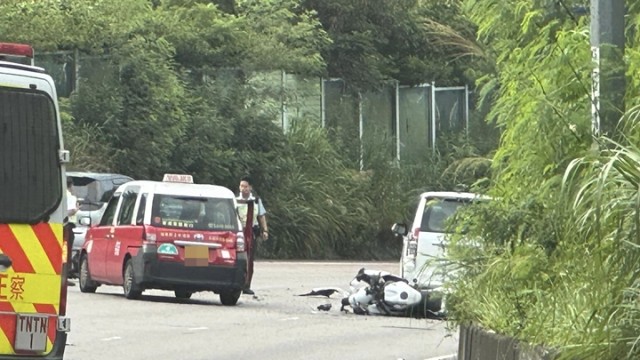 大埔吐露港公路發生驚險7車相撞意外，2人受傷