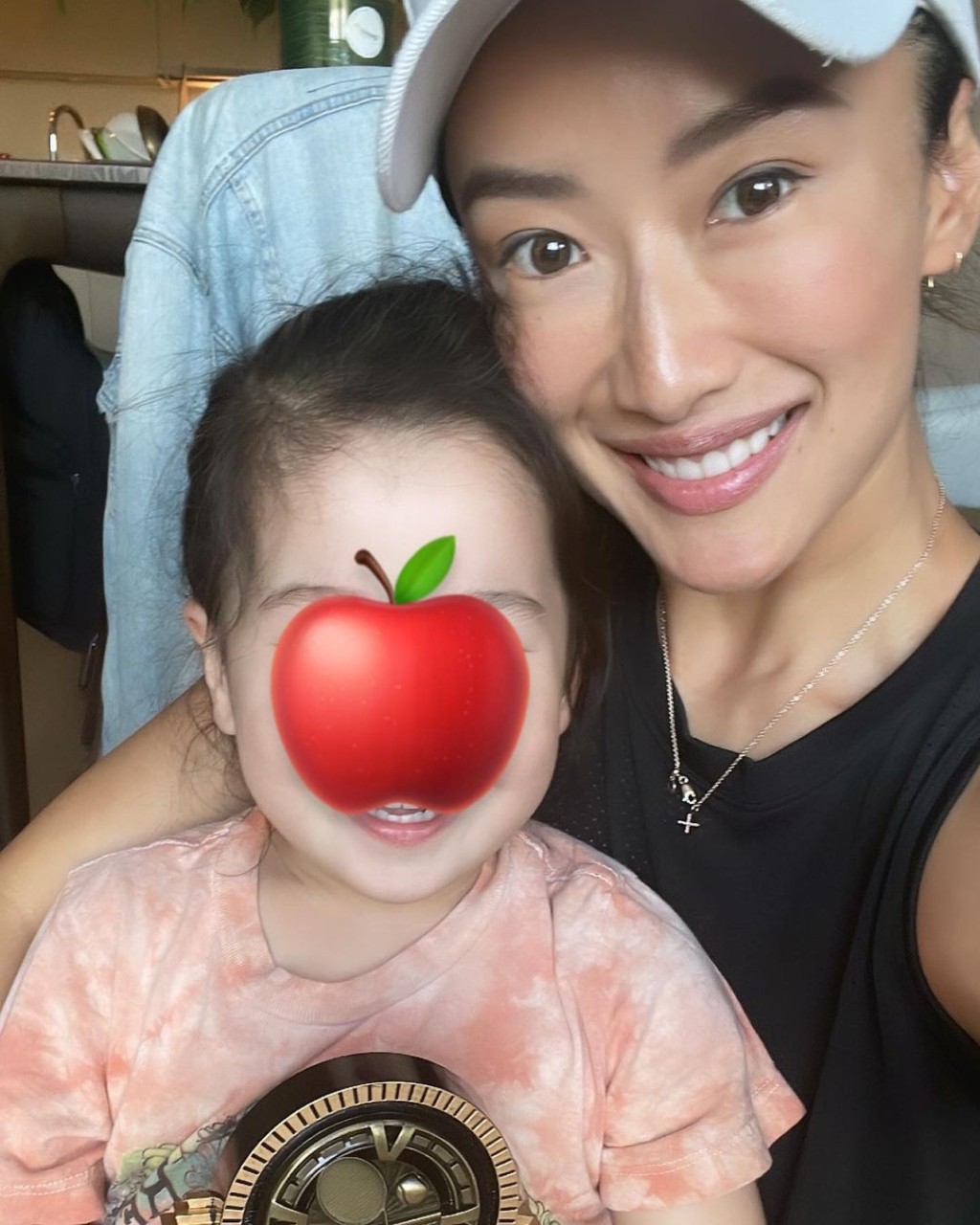 謝婷婷42歲生日慶祝，5歲女兒近照疑曝光